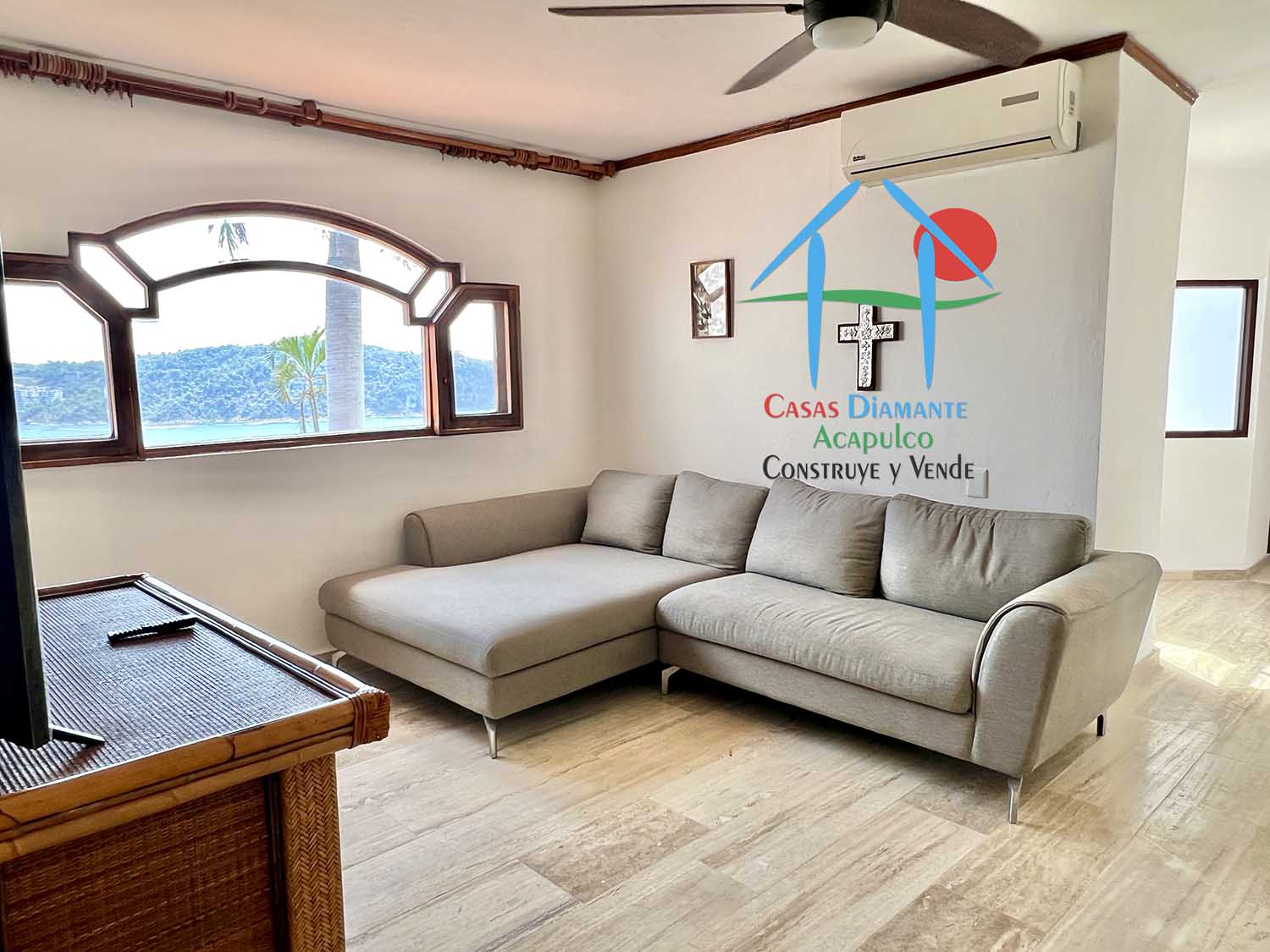 Pichilingue Villa Kairos - Sala de televisión 1